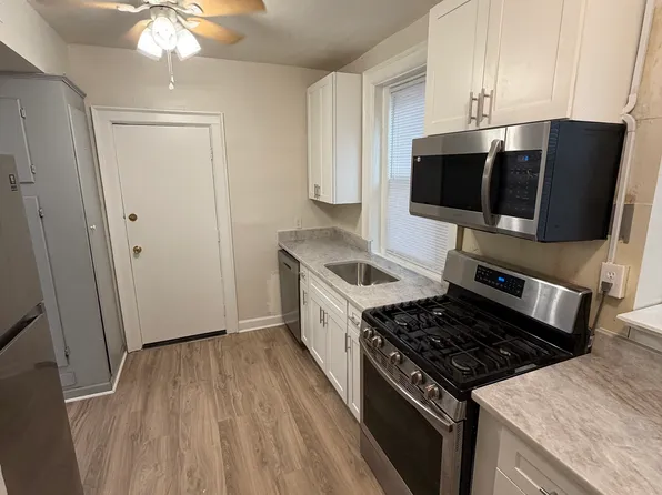 2822 Monument Ave APT 2, Richmond, VA 23221