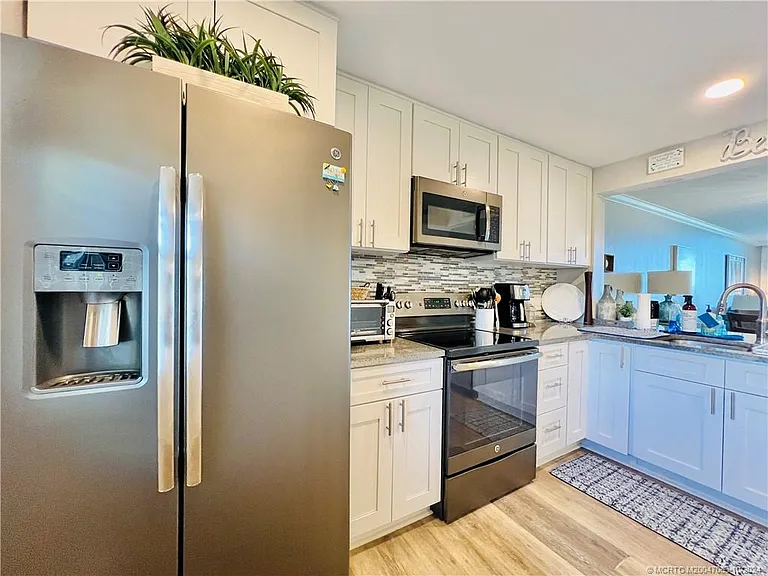 7380 S Ocean Dr #221 — Photo 9