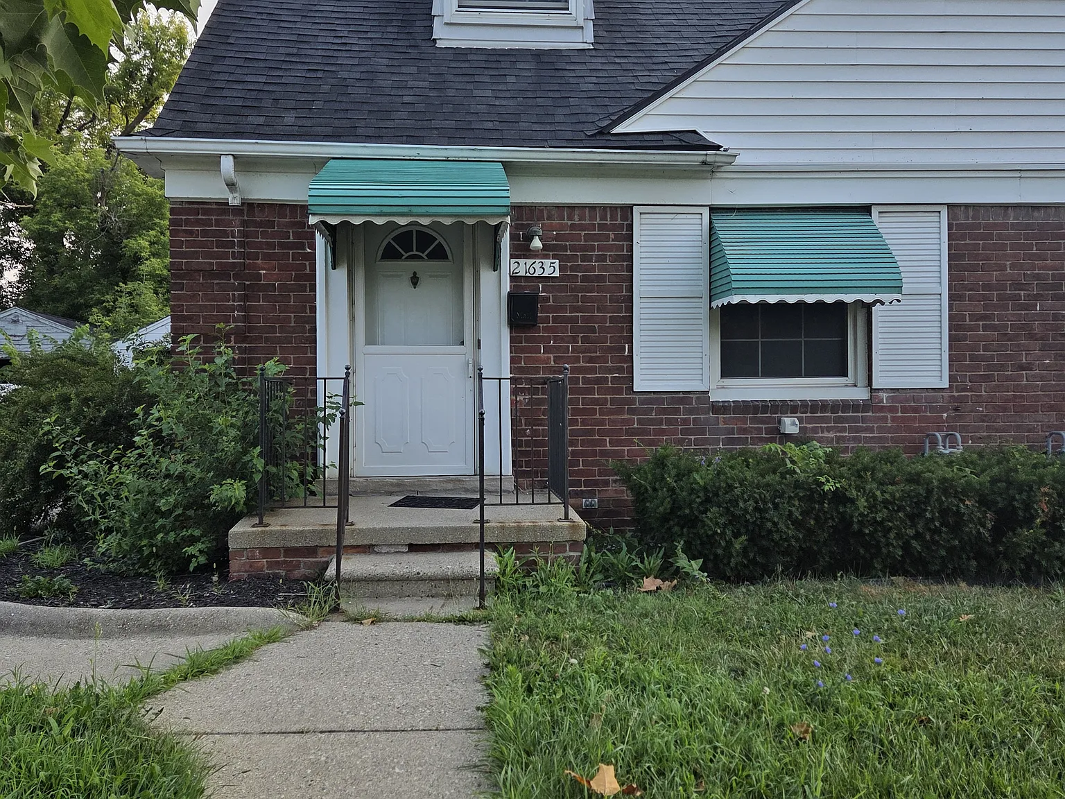 2 bed, 900 sqft, $1,500 — Photo 2