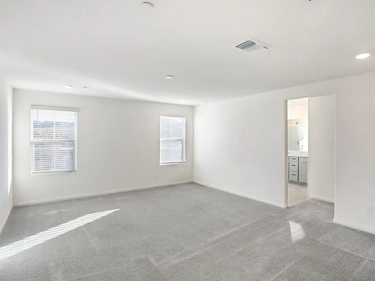 3151 Segesta Ave — Photo 16
