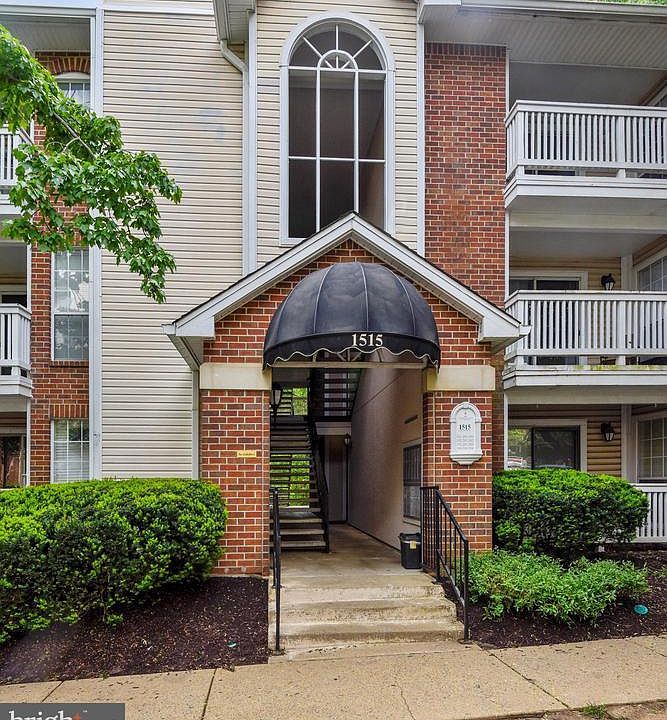 1st image of 1515 Lincoln Way APT 304