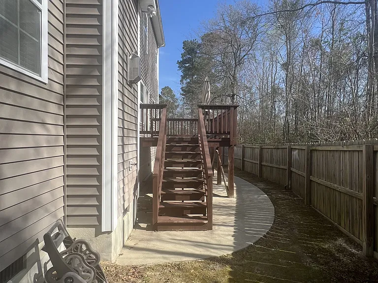 44 Coswell Ct — Photo 40