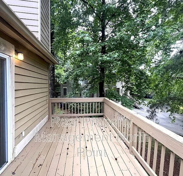 3030 Steeplechase Dr — Photo 30