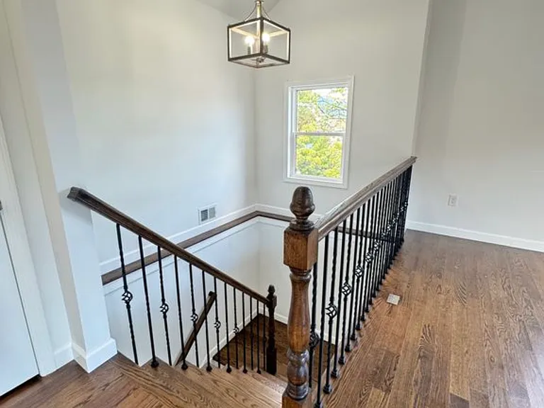 457 Home Ave #2 — Photo 6