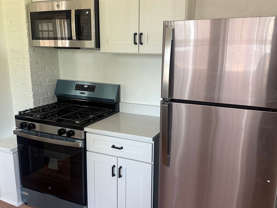 1st image of 3417 Parkview Ave