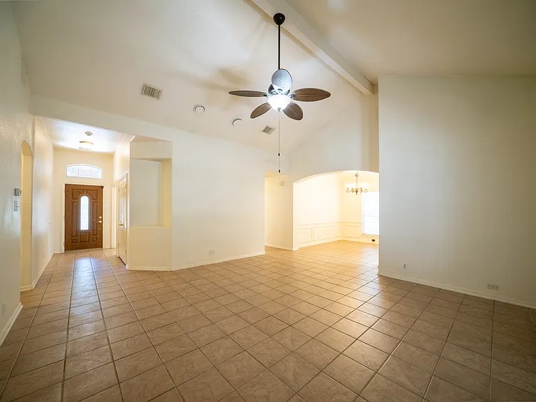 1131 River Rock — Photo 7