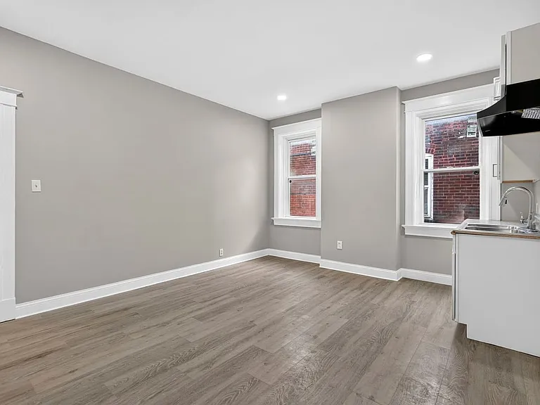 3225 Minnesota Ave #2F — Photo 3