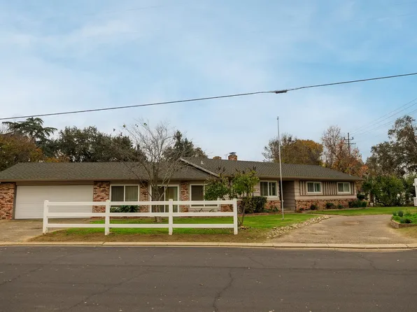 9000 Georgia Ln, Modesto, CA 95357