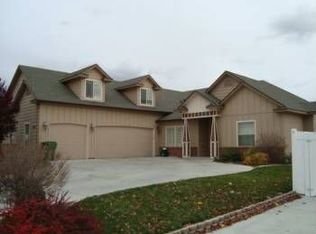 305 W Cave Bear Ct, Meridian, ID 83642