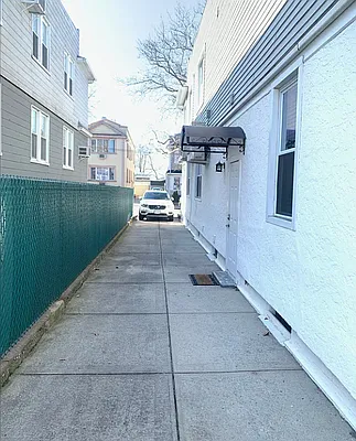 Rented by Corcoran | media 28