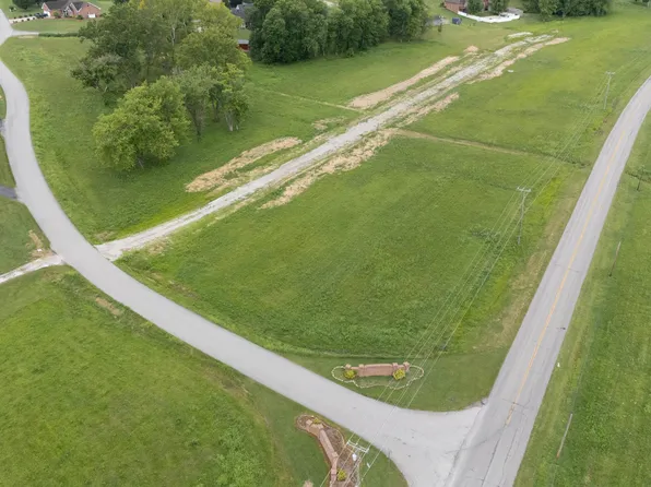 9 Greenbrier Plantations Chase #1, Grayson, KY 41143