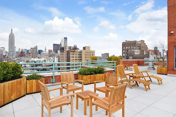 Sold by Corcoran | media 3