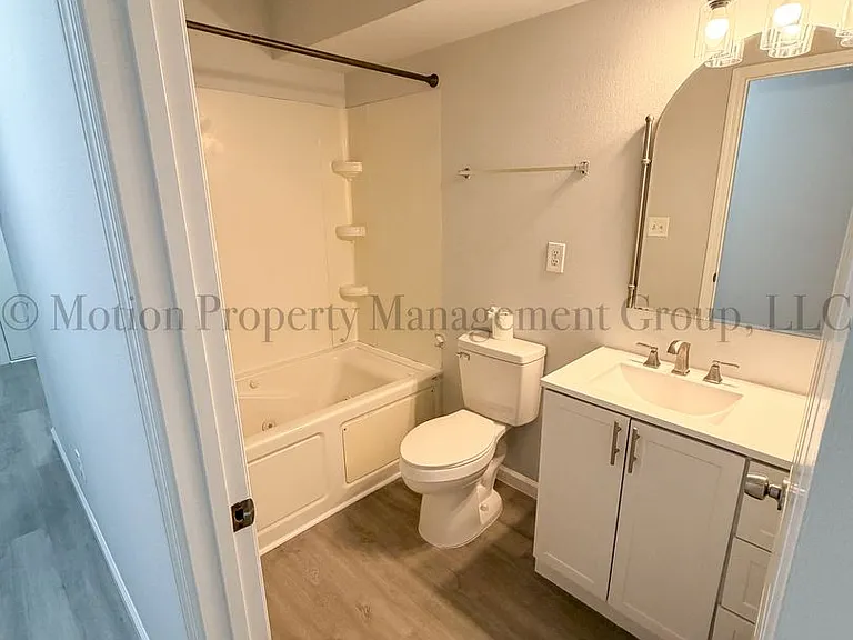 6920 Northside Dr — Photo 15