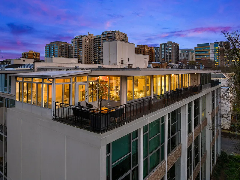 Building Photo - 1000 Union St #A