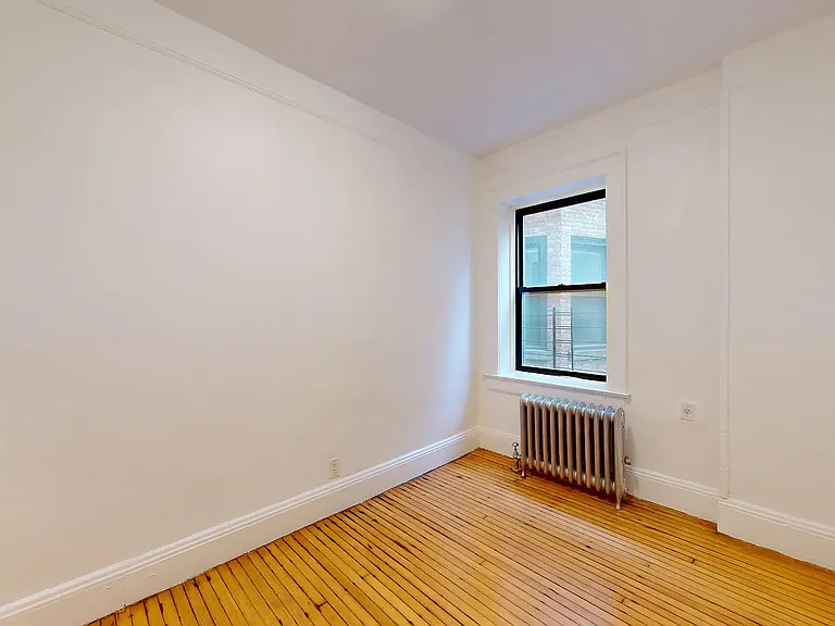 293 Riverside Dr #5C — Photo 7