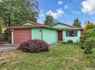 2715 SE 77th Ave, Portland, OR 97206
