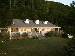 944 Sharp Rd, Sevierville, TN 37876