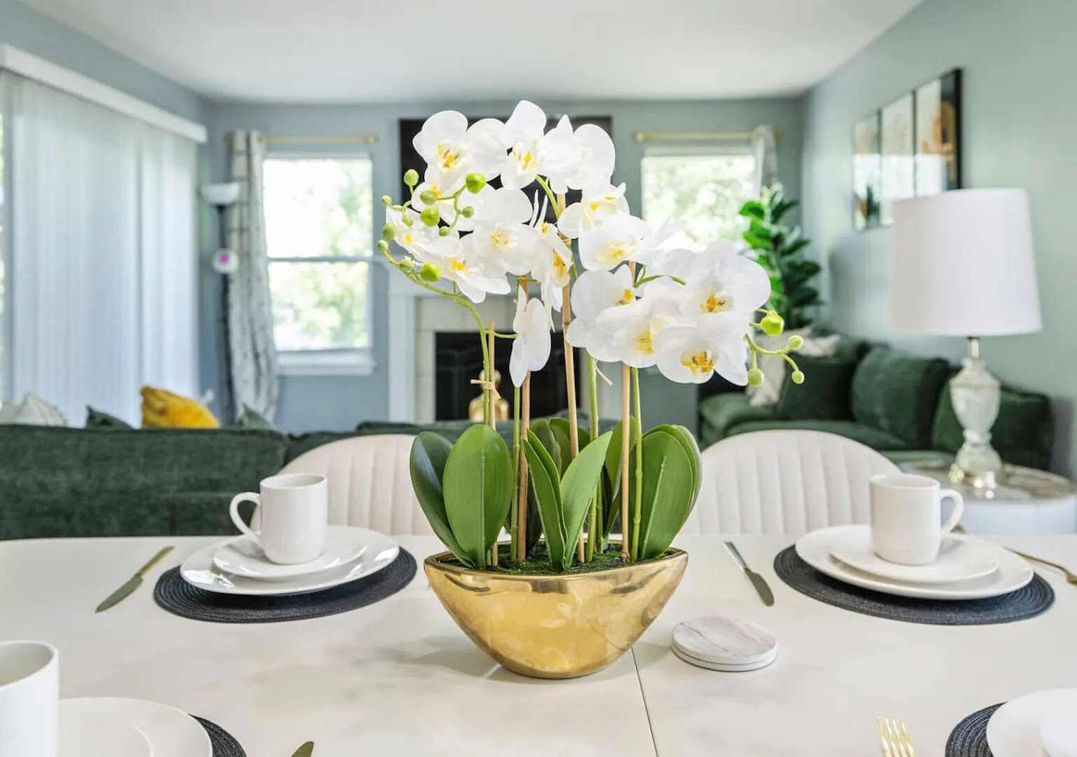 Modern Comfort Loves Park Stylish 3BR Getaway — Photo 3