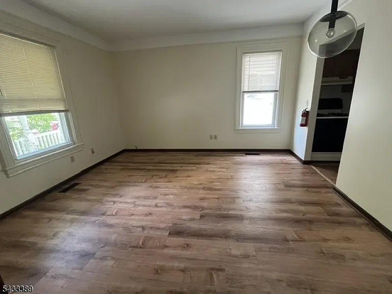 39 Wetmore Ave #A — Photo 8