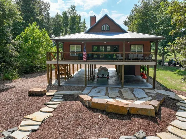 583 River Dr, Heber Springs, AR 72543