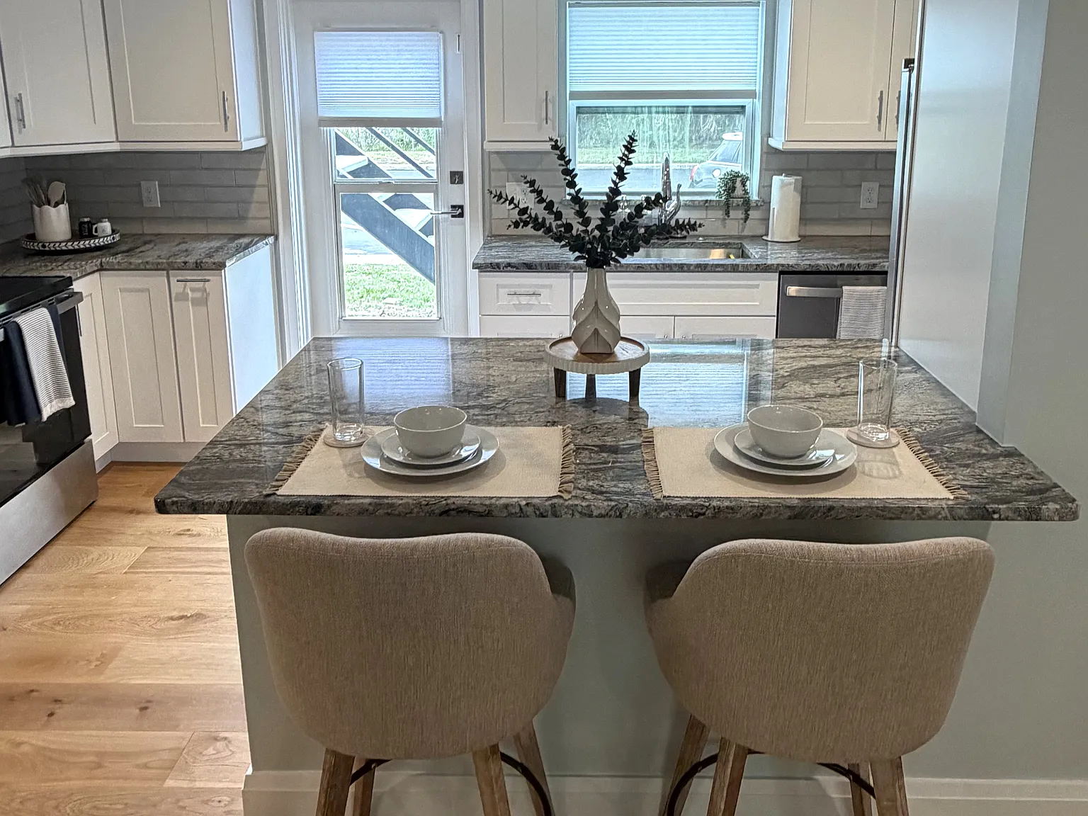 1 bed, 582 sqft, $2,300 — Photo 4