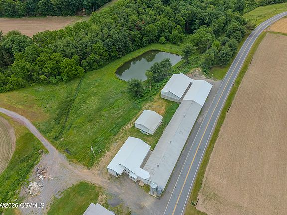 5th image of 990 Vista Rd