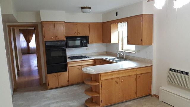 1st image of 3112 N Narragansett Ave #1