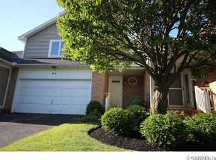 84 Waterford Cir, Rochester, NY 14618