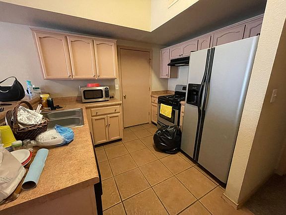 4th image of 481 Valle Calido Dr