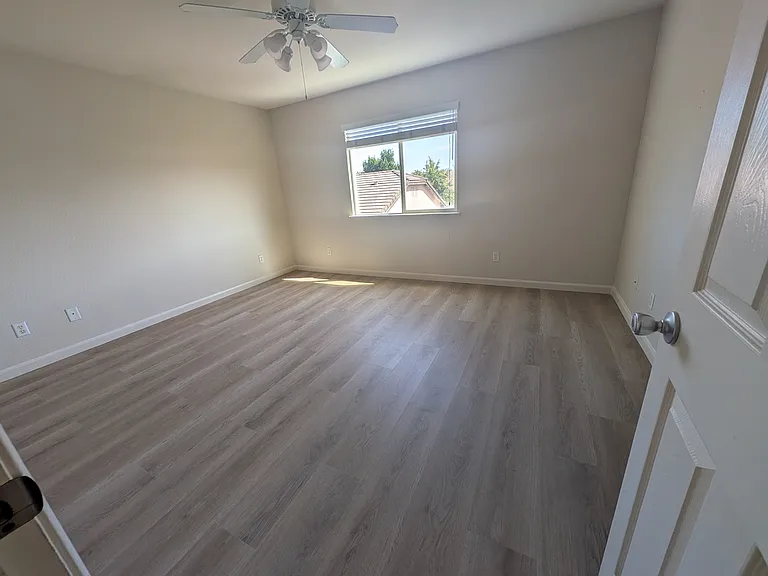 1563 Loon Lake St — Photo 18