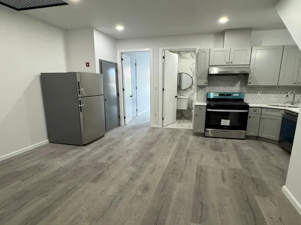 260 Wyckoff Avenue image 1 of 5