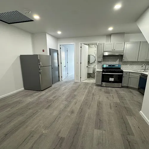260 Wyckoff Ave #2R Photo 1