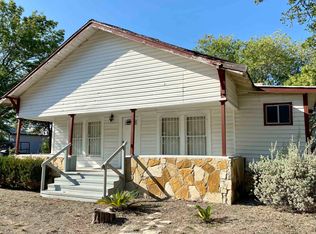 121 Riverview Ln, Del Rio, TX 78840