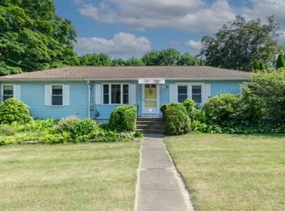 51 Tatnic Rd, Brooklyn, CT 06234