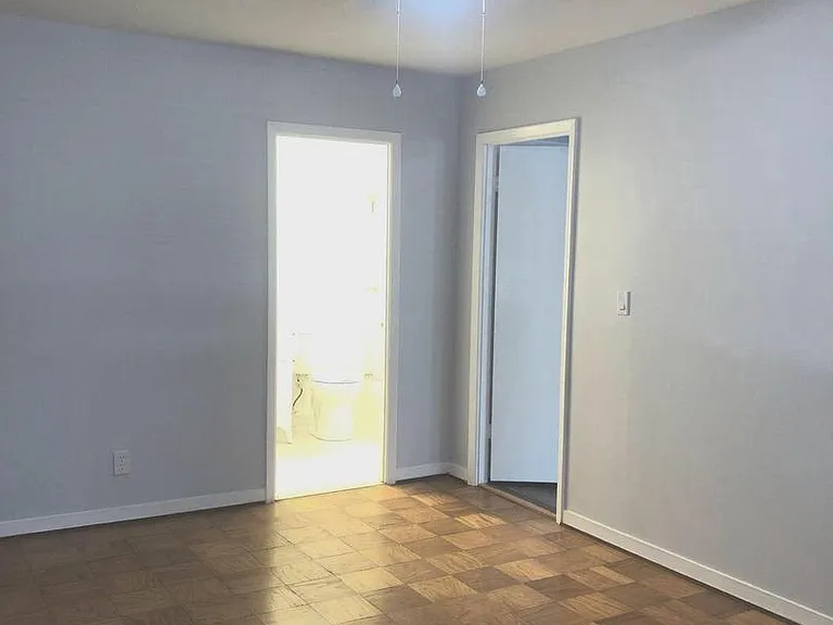29 Stonehenge Cir #1 — Photo 22