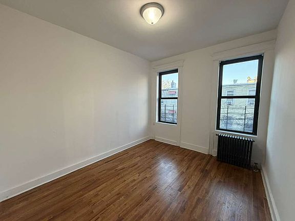 5th image of 45 Newport St #2R