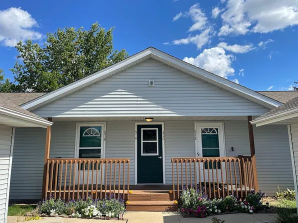 516 Iris Ave, Tiffin, IA 52340