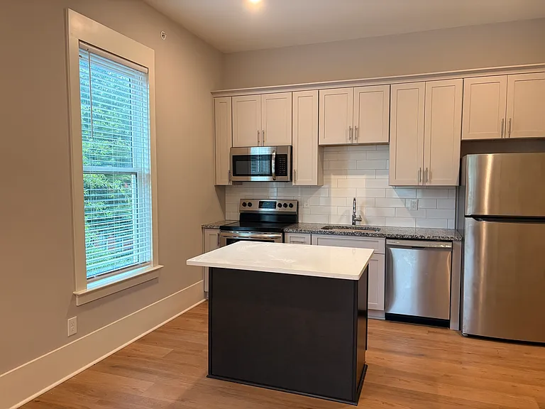 4148 N Swann St — Photo 7