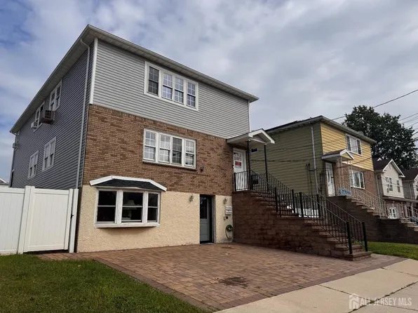 20 Noe St, Carteret, NJ 07008
