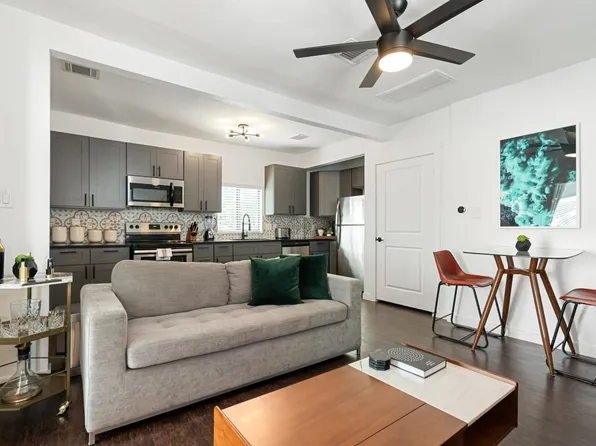 2300 Stanford St, Houston, TX