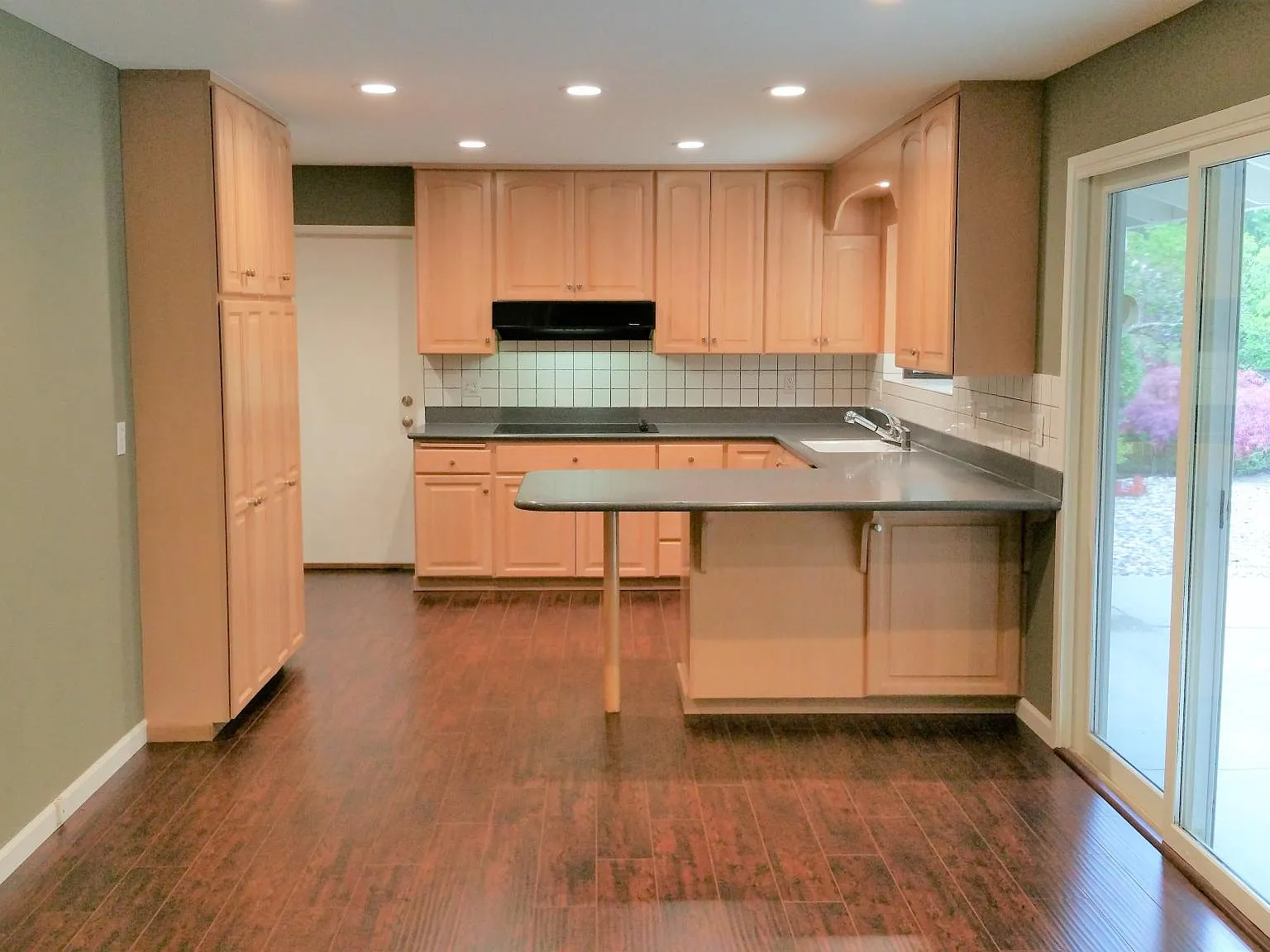 29 Thorndale Pl — Photo 3
