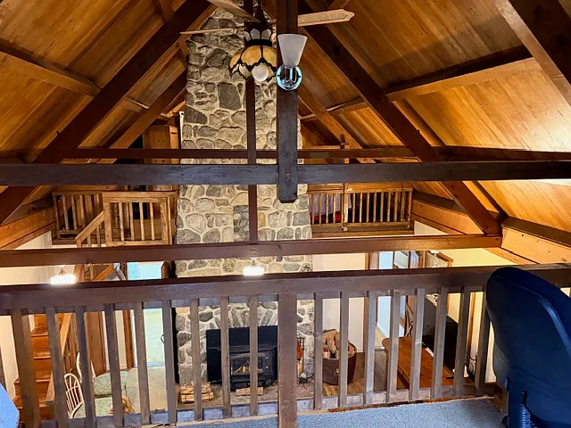 Building Photo - 41555 Valley Falls Dr