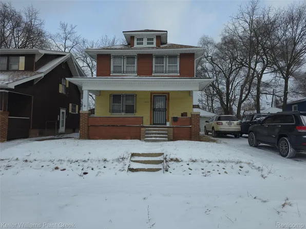2410 Flushing Rd, Flint, MI 48504