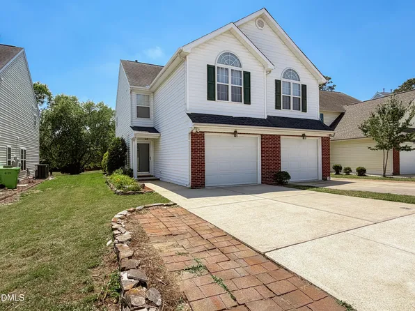 2017 Thornblade Dr, Raleigh, NC 27604
