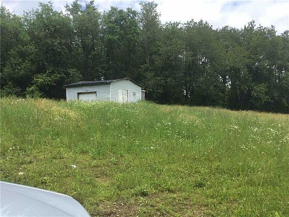 4th image of 258 Sallys Ln