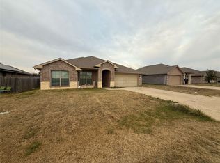 116 Willowbend Loop, Mabank, TX 75147