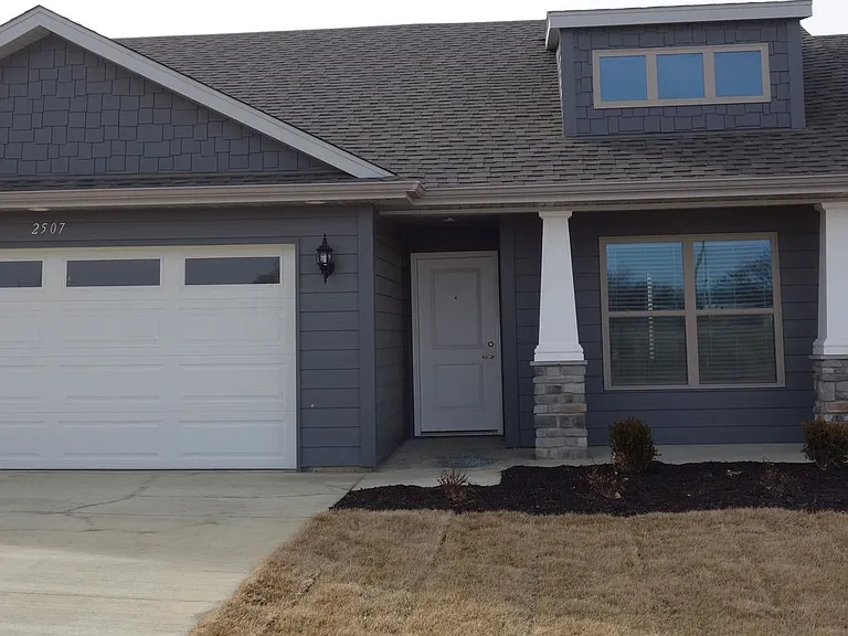 Manor Homes — Photo 103