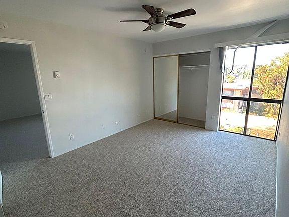 4th image of 6924 Hyde Park Dr Unit 210