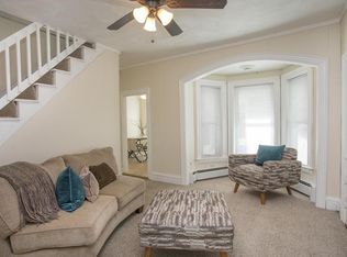 18 Charles St, Taunton, MA 02780