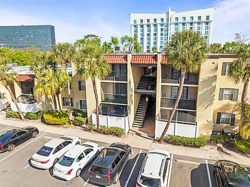 5304 W Kennedy Blvd #107 Photo 1